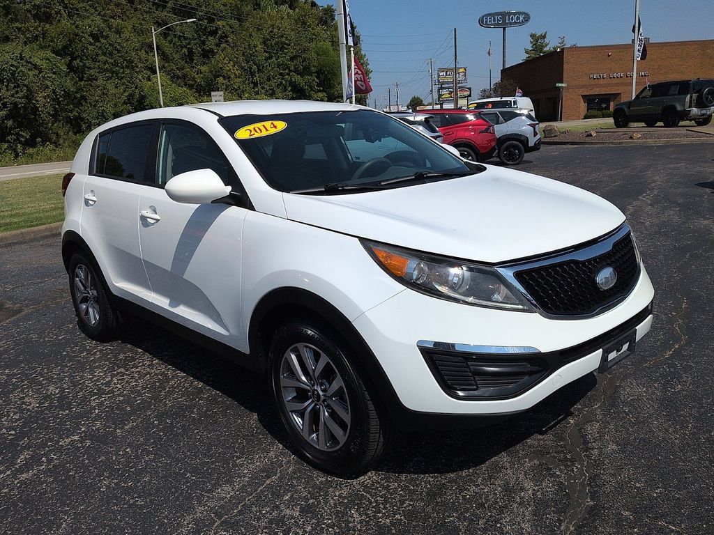 Used 2014 Kia Sportage LX FWD image 1