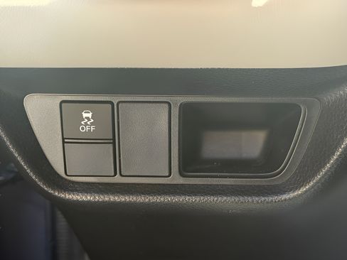 Certified 2023 Honda HR-V LX image 26