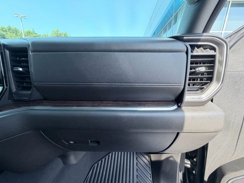 Used 2023 GMC Sierra 1500 Elevation RWD image 19