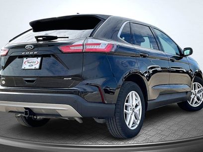 Used 2024 Ford Edge SEL w/ Convenience Package
