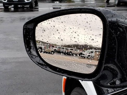 New 2026 Chrysler Pacifica Select image 15