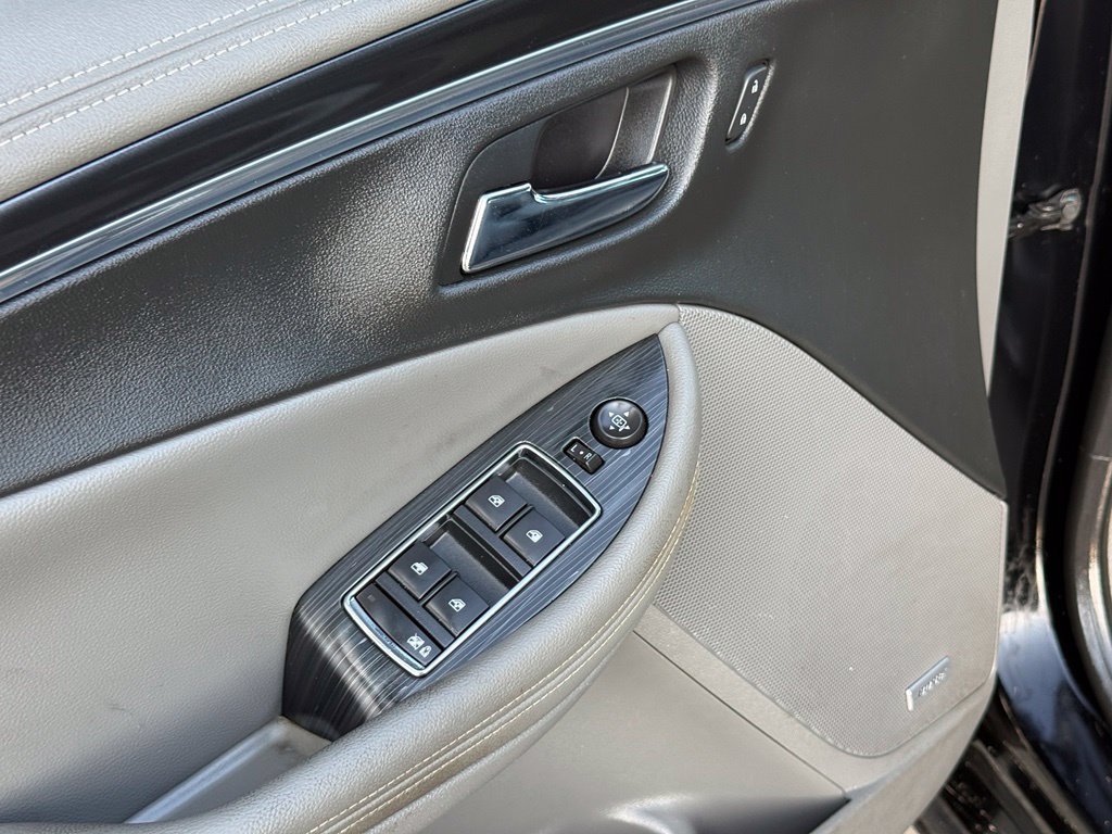 Used 2019 Chevrolet Impala Premier FWD image 10
