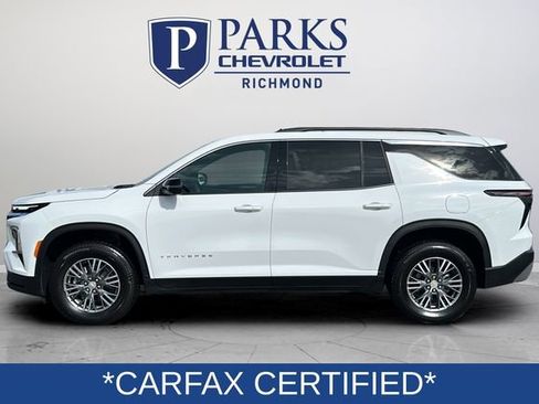 Certified 2025 Chevrolet Traverse LT w/ Driver Confidence Package image 5