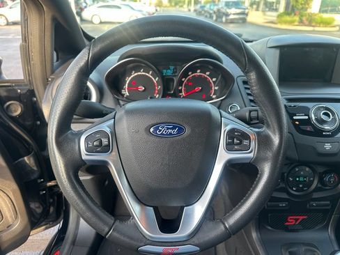 Used 2017 Ford Fiesta ST FWD image 10
