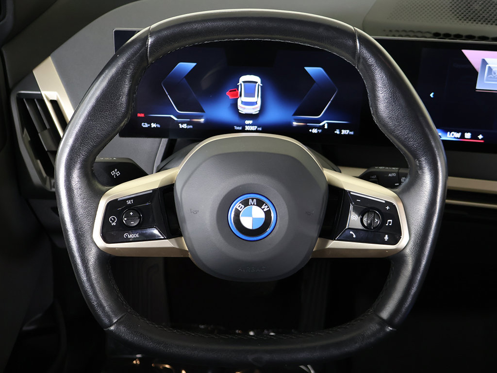 Used 2024 BMW iX xDrive50 w/ Sport Package AWD/4WD image 43