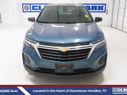 Used 2024 Chevrolet Equinox LS w/ Driver Confidence II Package image 2