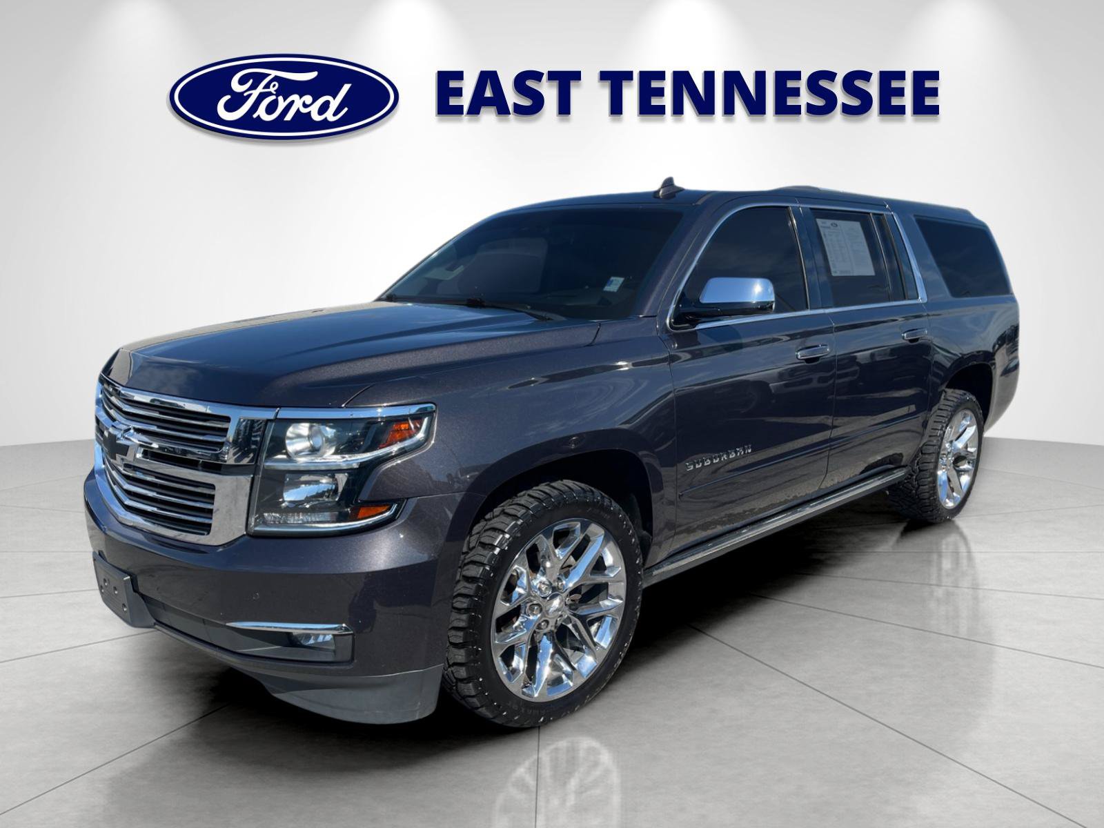 Used 2018 Chevrolet Suburban Premier AWD/4WD image 7
