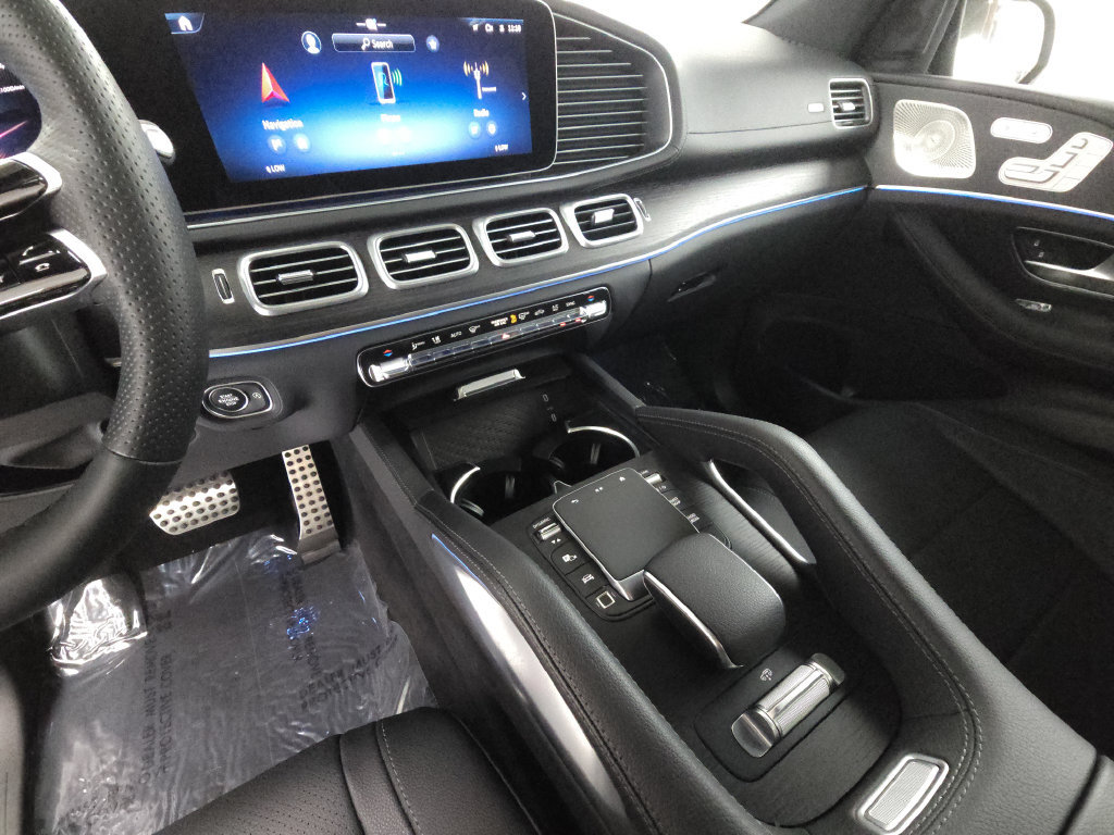 Certified 2026 Mercedes-Benz GLS 450 4MATIC image 15