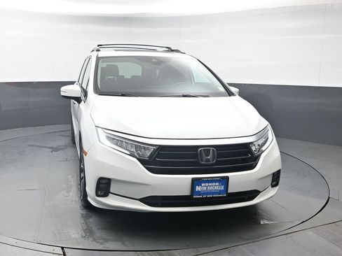 Used 2024 Honda Odyssey EX-L image 11