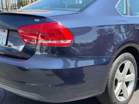 Used 2012 Volkswagen Passat 2.5 SE FWD image 21