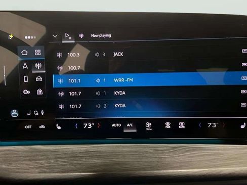 Used 2025 Audi Q5 Premium w/ Convenience Package image 38