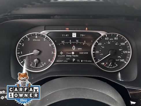 Used 2024 Nissan Pathfinder SL w/ Black Appearance Package AWD/4WD image 21