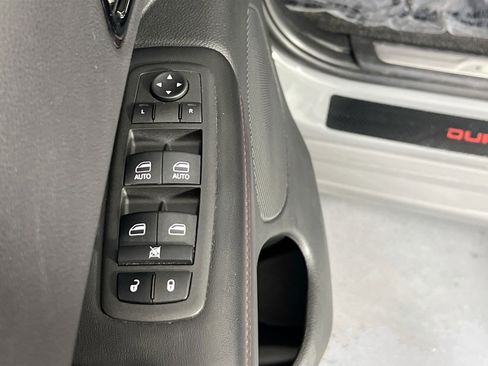 Used 2022 Dodge Durango R/T w/ Blacktop Package image 18