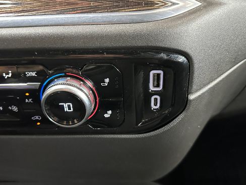 Used 2023 GMC Sierra 1500 Elevation AWD/4WD image 21