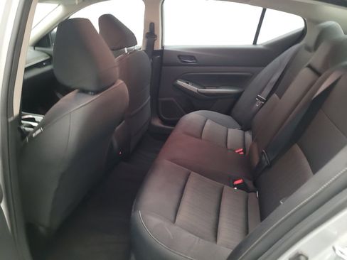 Used 2024 Nissan Altima 2.5 SV FWD image 18
