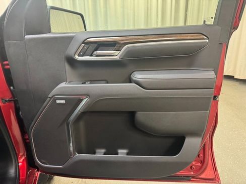 New 2026 Chevrolet Silverado 1500 RST w/ Dark Appearance Package image 27