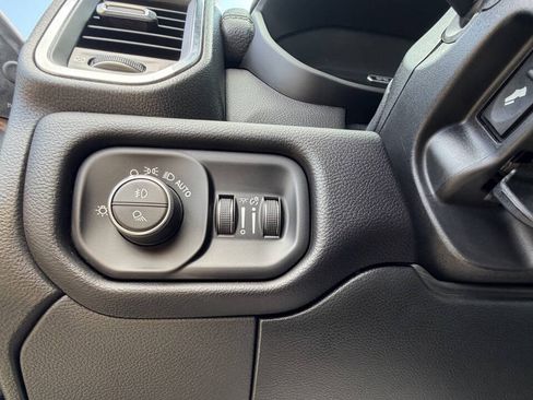 Used 2022 RAM 2500 Laramie AWD/4WD image 13