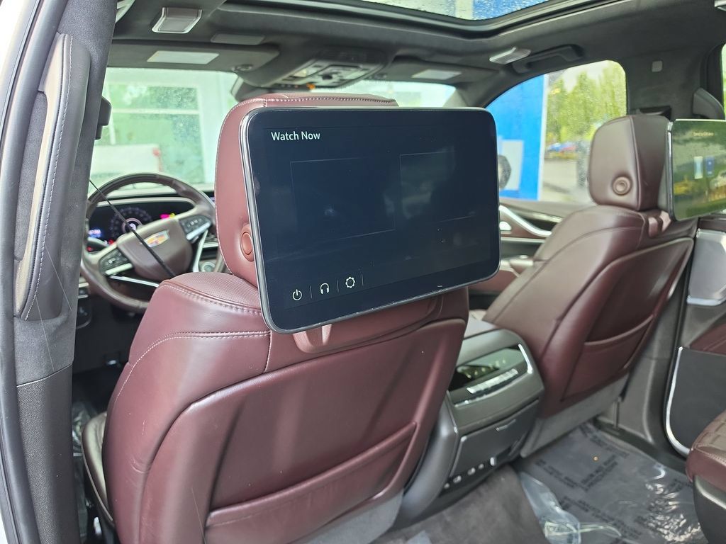 Certified 2024 Cadillac Escalade Sport Platinum w/ Heavy-Duty Trailer Package AWD/4WD image 31
