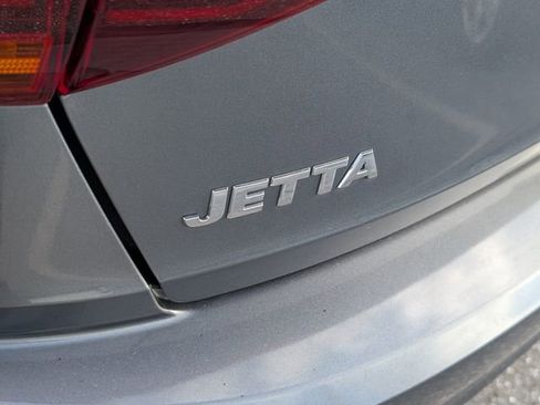 Used 2019 Volkswagen Jetta S image 14