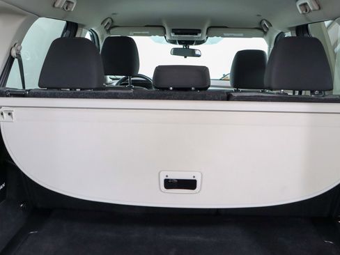 Used 2023 Nissan Rogue SV FWD image 28