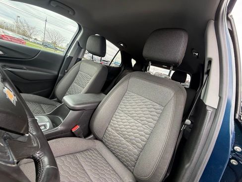 Used 2020 Chevrolet Equinox LT FWD image 23
