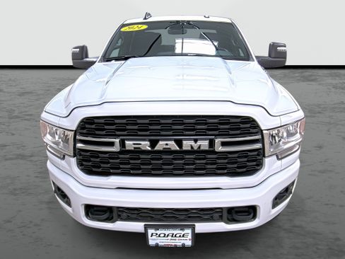 Used 2024 RAM 2500 Big Horn w/ Sport Appearance Package image 6