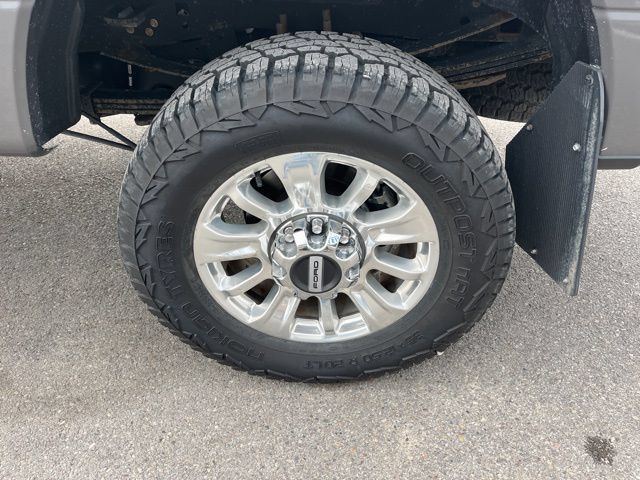 Used 2021 Ford F350 Limited AWD/4WD image 19