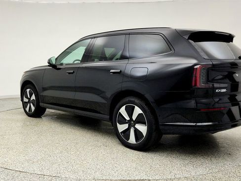Used 2025 Volvo EX90 Plus AWD/4WD image 7
