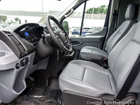 Used 2018 Ford Transit 350 148 High Roof Extended RWD image 9