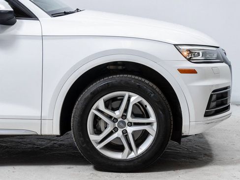 Used 2018 Audi Q5 2.0T Premium w/ Convenience Package image 12