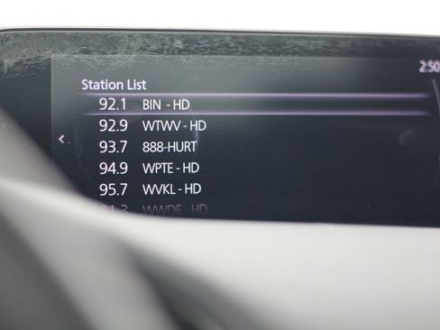 Used 2019 MAZDA MAZDA3 Sedan w/ Preferred Package FWD image 20