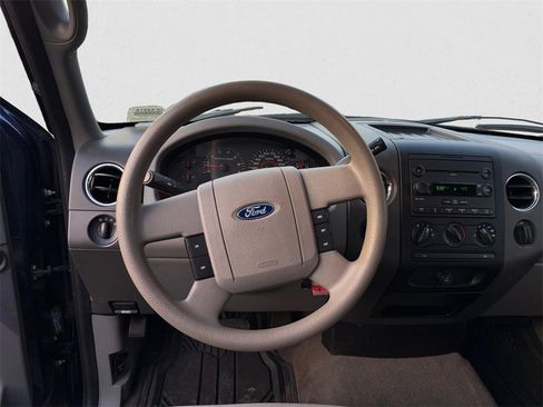 Used 2007 Ford F150 XLT image 12