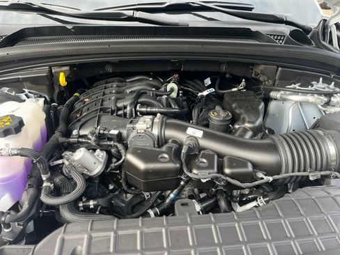New 2025 Jeep Grand Cherokee Altitude AWD/4WD image 3