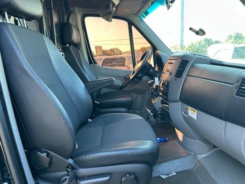Used 2016 Mercedes-Benz Sprinter 2500 image 6
