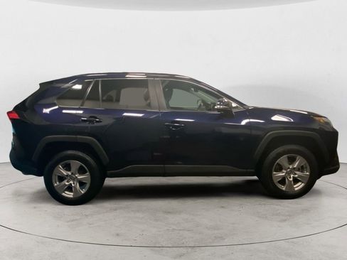 Used 2022 Toyota RAV4 XLE image 6