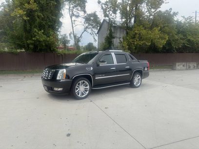 Used 2010 Cadillac Escalade EXT Luxury