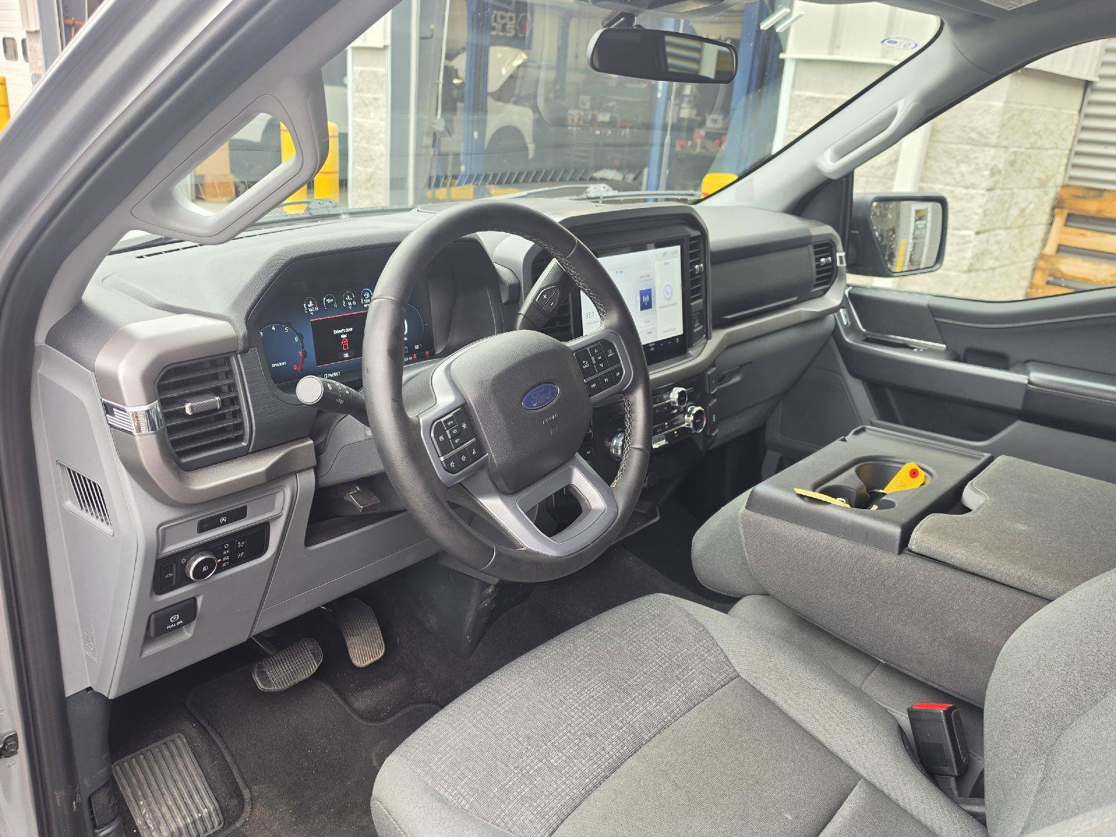 Used 2025 Ford F150 XLT w/ Equipment Group 301A Standard AWD/4WD image 10