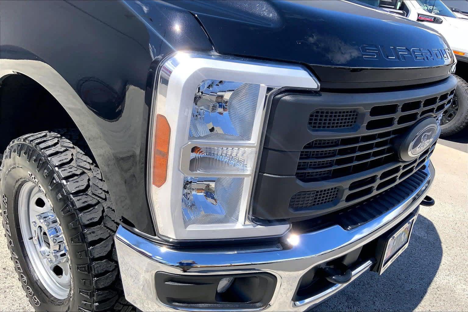 Used 2024 Ford F250 XL w/ XL Off-Road Package AWD/4WD image 31