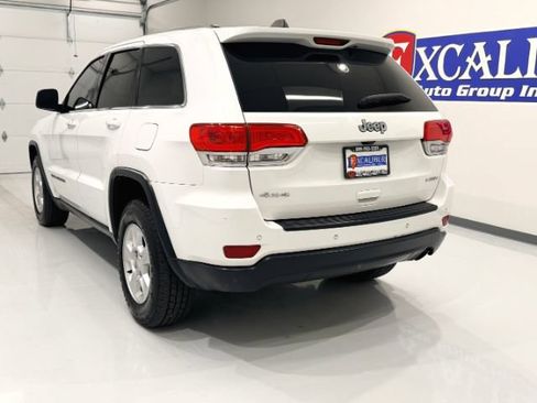 Used 2017 Jeep Grand Cherokee Laredo AWD/4WD image 9