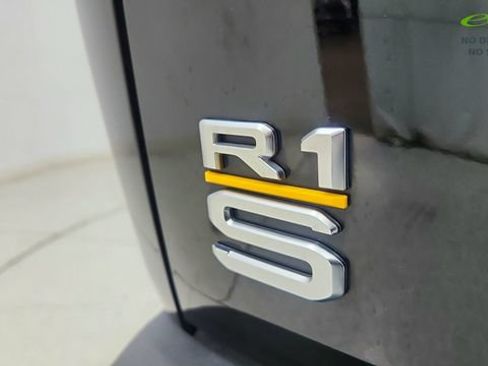 Used 2024 Rivian R1S Adventure AWD/4WD image 33