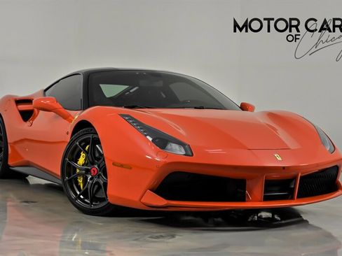 Used 2018 Ferrari 488 GTB RWD image 1