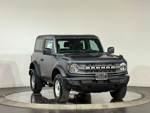 New 2026 Ford Bronco 2-Door AWD/4WD image 2