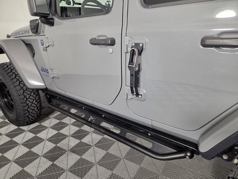 Used 2022 Jeep Wrangler Unlimited Rubicon 4xe w/ Steel Bumper Group AWD/4WD image 8