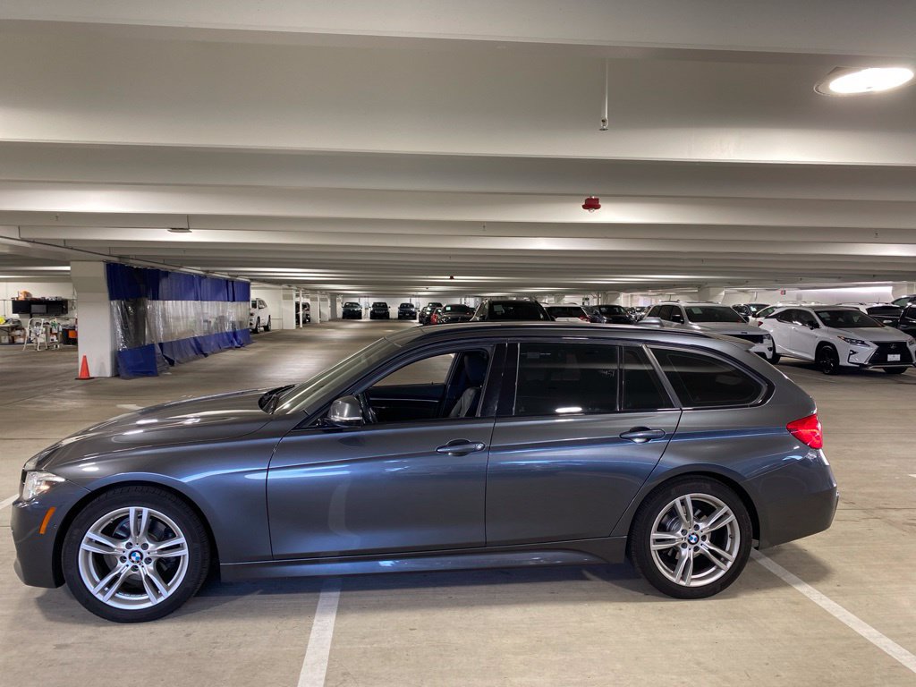 Used 2017 BMW 328d xDrive Wagon AWD/4WD image 2