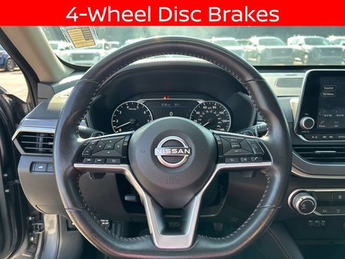 Used 2024 Nissan Altima 2.5 SR FWD image 23