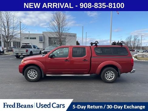 Used 2016 Nissan Frontier SV image 4