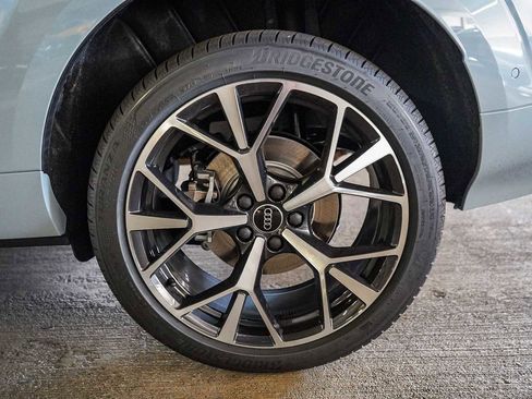 New 2026 Audi Q3 quattro 2.0T AWD/4WD image 8