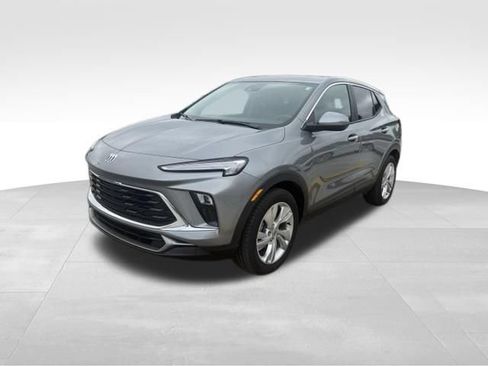 Used 2025 Buick Encore GX Preferred w/ Comfort Package FWD image 1