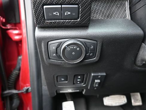 Used 2021 Ford F250 Lariat w/ Lariat Ultimate Package AWD/4WD image 13