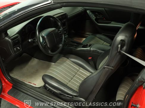 Used 2002 Chevrolet Camaro Z28 RWD image 4